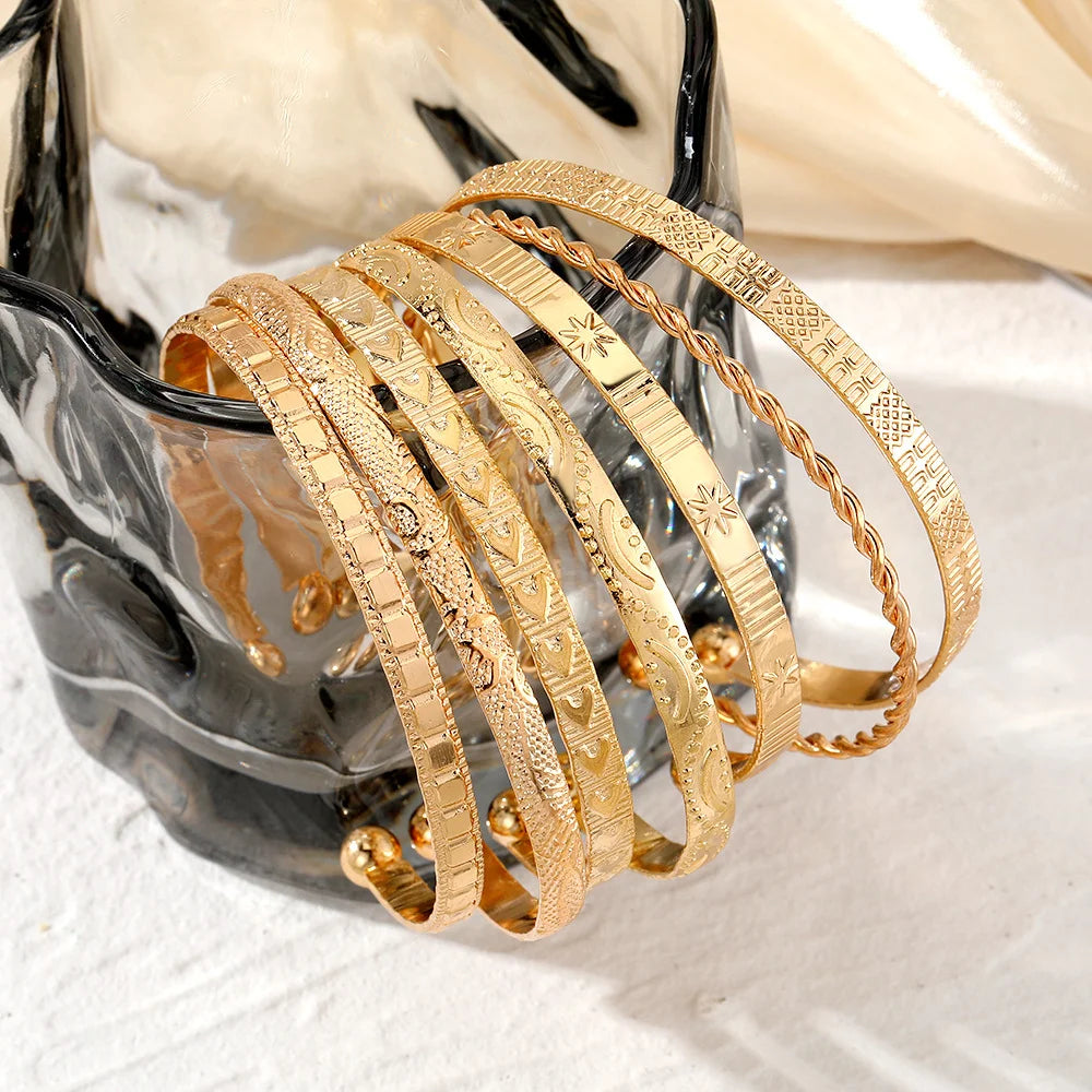Set of 7 bracelets
